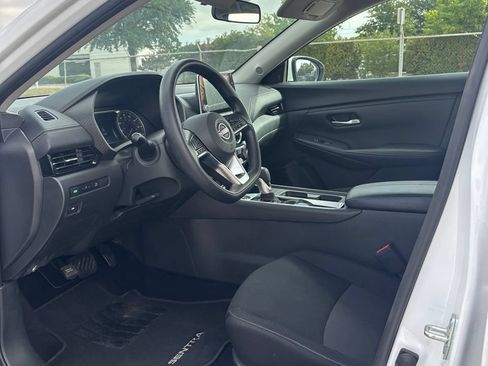 Used 2025 Nissan Sentra SV FWD image 7