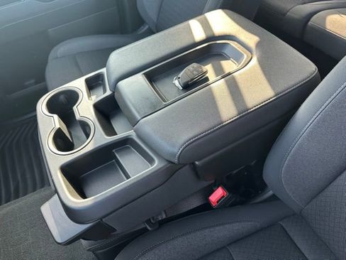 Used 2024 GMC Sierra 3500 SLE w/ SLE Value Package image 23