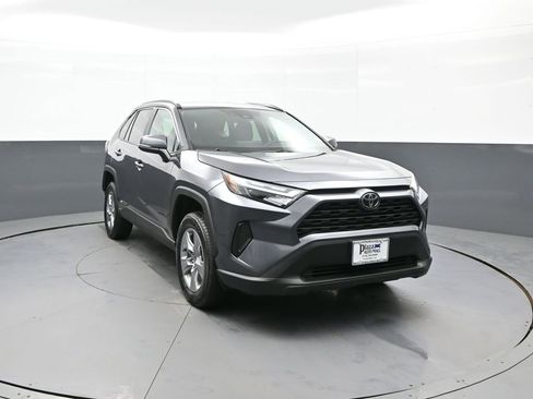 Certified 2025 Toyota RAV4 XLE image 3