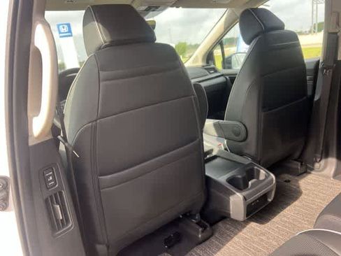 Certified 2026 Honda Odyssey Elite image 13