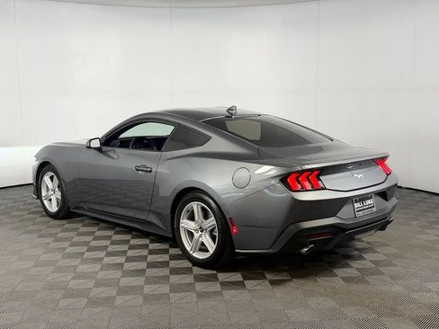 Used 2026 Ford Mustang Premium RWD image 10