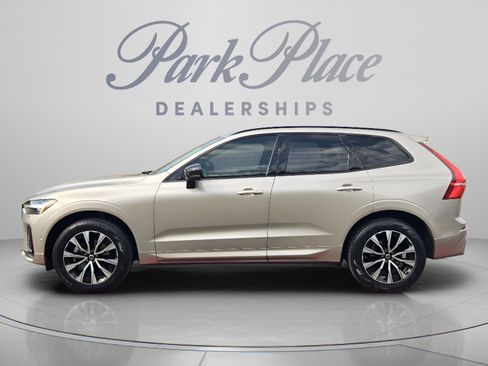 Used 2024 Volvo XC60 B5 Plus w/ Protection Package Premier AWD/4WD image 2