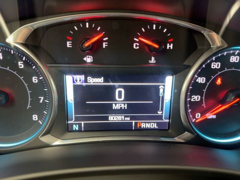 Used 2018 Chevrolet Equinox Premier image 19