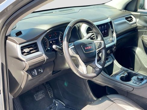 Used 2020 GMC Acadia SLT w/ Trailering Package FWD image 9