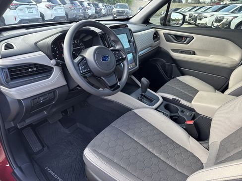 Certified 2025 Subaru Forester w/ Convenience Package #1 AWD/4WD image 32