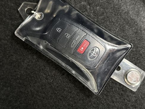 Used 2024 Toyota Grand Highlander Limited image 38