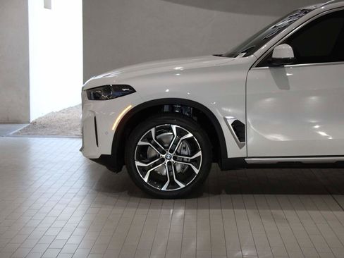 Used 2026 BMW X5 sDrive40i image 4
