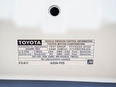 New 2026 Toyota Camry SE FWD image 13