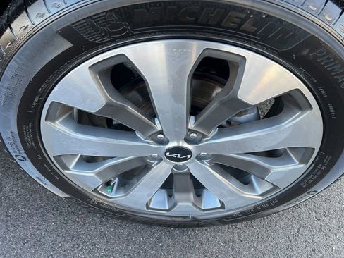 Certified 2022 Kia Telluride EX w/ EX Premium Package image 44