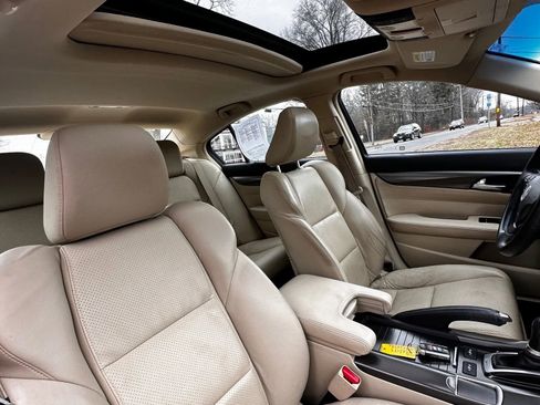 Used 2013 Acura TL w/ Technology Package image 32