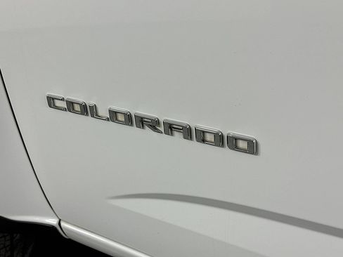 Used 2022 Chevrolet Colorado W/T w/ WT Convenience Package AWD/4WD image 28