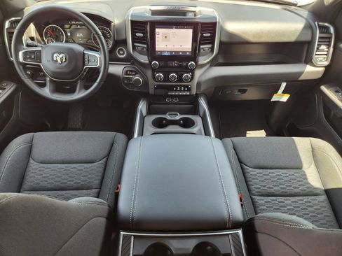 New 2026 RAM 1500 Express AWD/4WD image 24