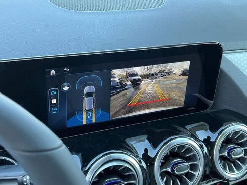 New 2026 Mercedes-Benz GLA 250 4MATIC image 17