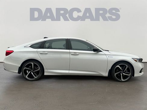 Used 2022 Honda Accord Sport image 8