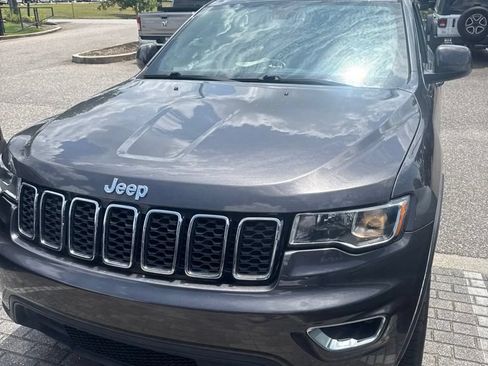 Used 2020 Jeep Grand Cherokee Laredo w/ Security & Convenience Group RWD image 3