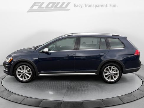 Used 2017 Volkswagen Golf Alltrack AWD/4WD image 4