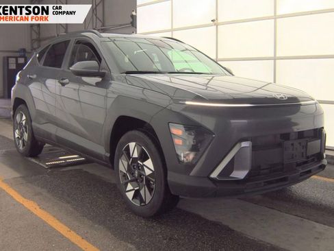 Used 2025 Hyundai Kona SEL AWD/4WD image 4