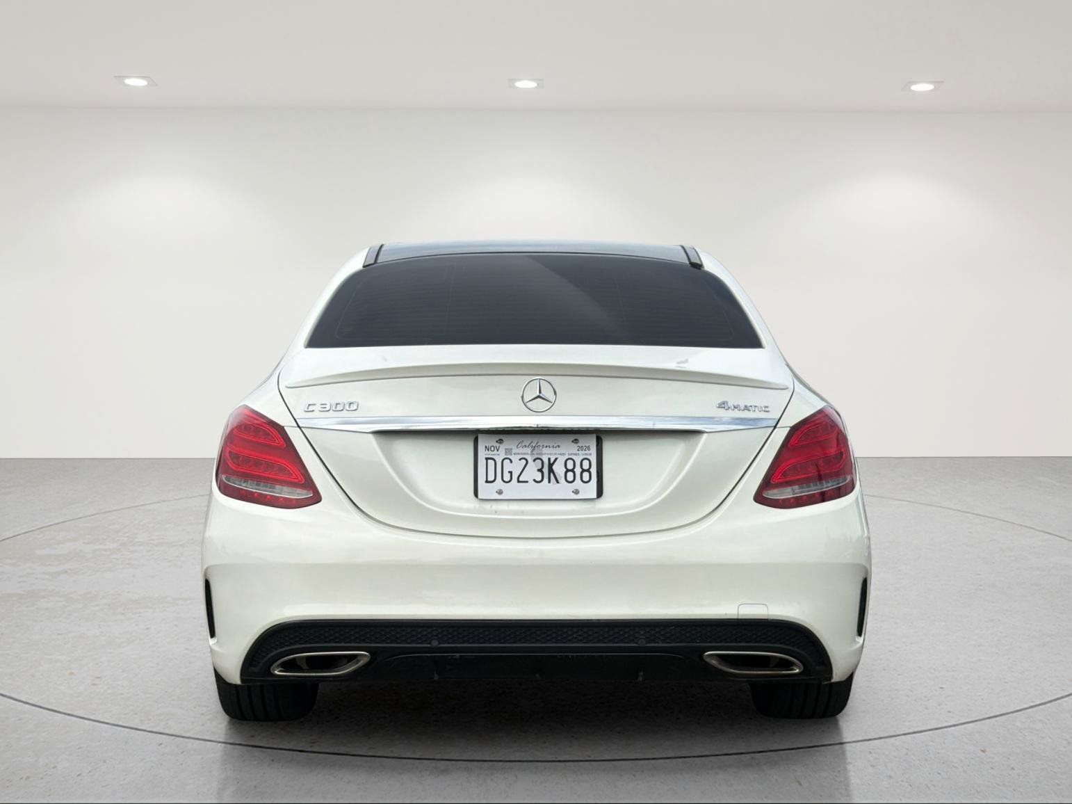 Used 2018 Mercedes-Benz C 300 4MATIC Sedan image 3