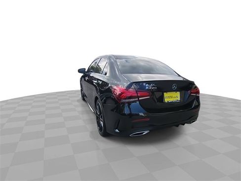 Used 2022 Mercedes-Benz A 220 image 7