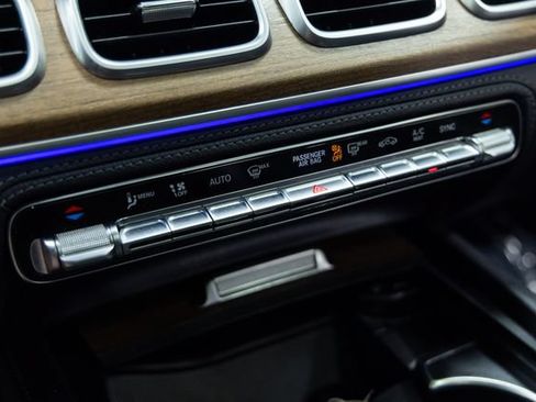 Used 2022 Mercedes-Benz GLE 350 4MATIC image 19