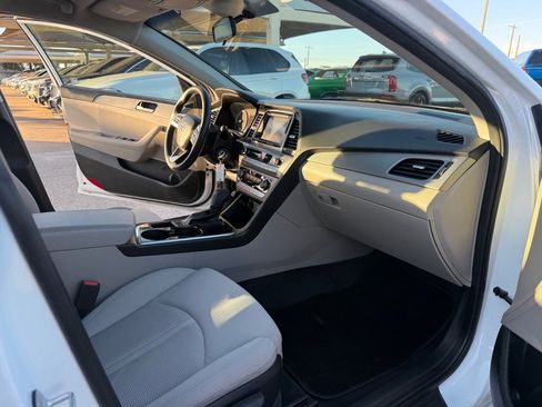 Used 2018 Hyundai Sonata ECO image 13