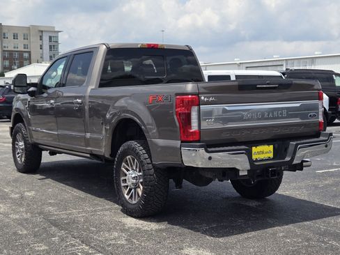 Used 2019 Ford F250 King Ranch w/ King Ranch Ultimate Package AWD/4WD image 6