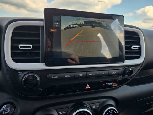 New 2026 Hyundai Venue SEL FWD image 16