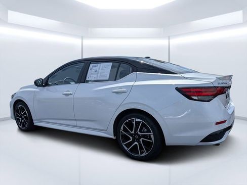 Used 2025 Nissan Sentra SR image 5