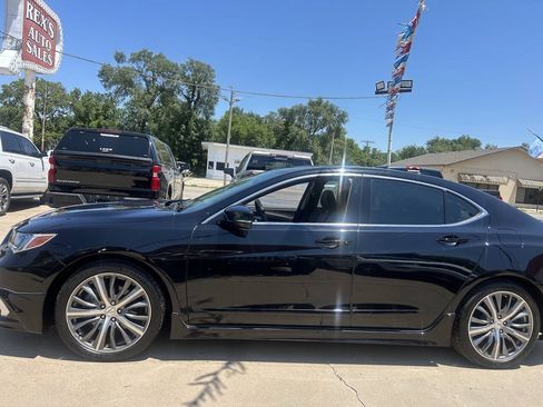 Used 2018 Acura TLX V6 SH-AWD w/ Advance Package image 9