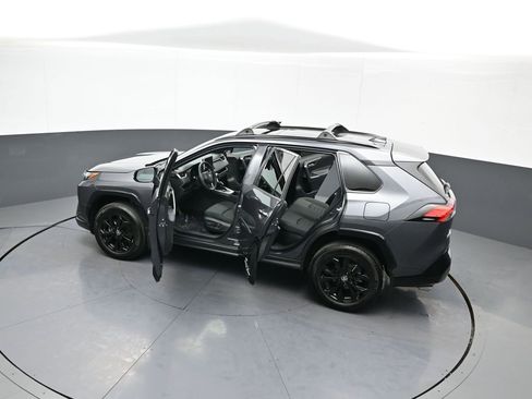 Certified 2024 Toyota RAV4 SE image 45