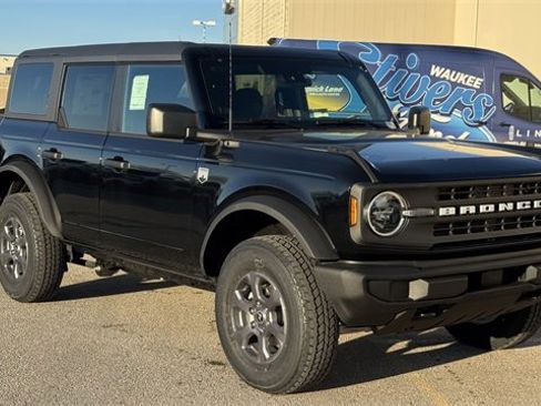 New 2025 Ford Bronco Big Bend image 2