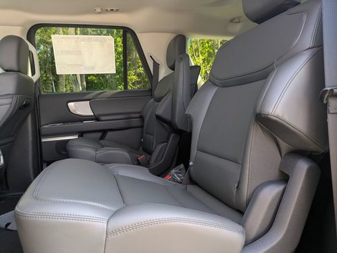 New 2026 Ford Expedition Max Active AWD/4WD image 17