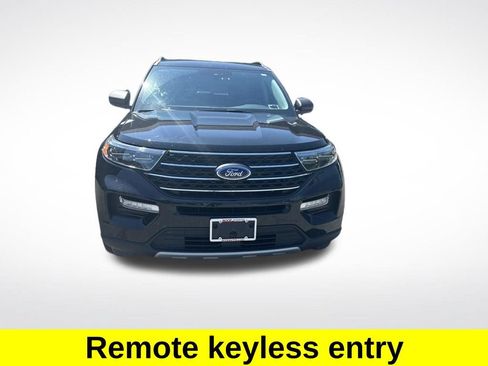 Used 2023 Ford Explorer XLT w/ Equipment Group 202A AWD/4WD image 9