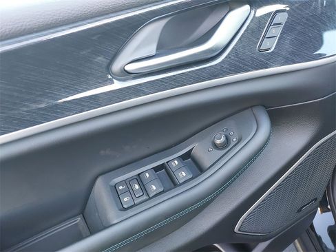 New 2024 Jeep Grand Cherokee Trailhawk w/ Advanced Protech Group II image 19