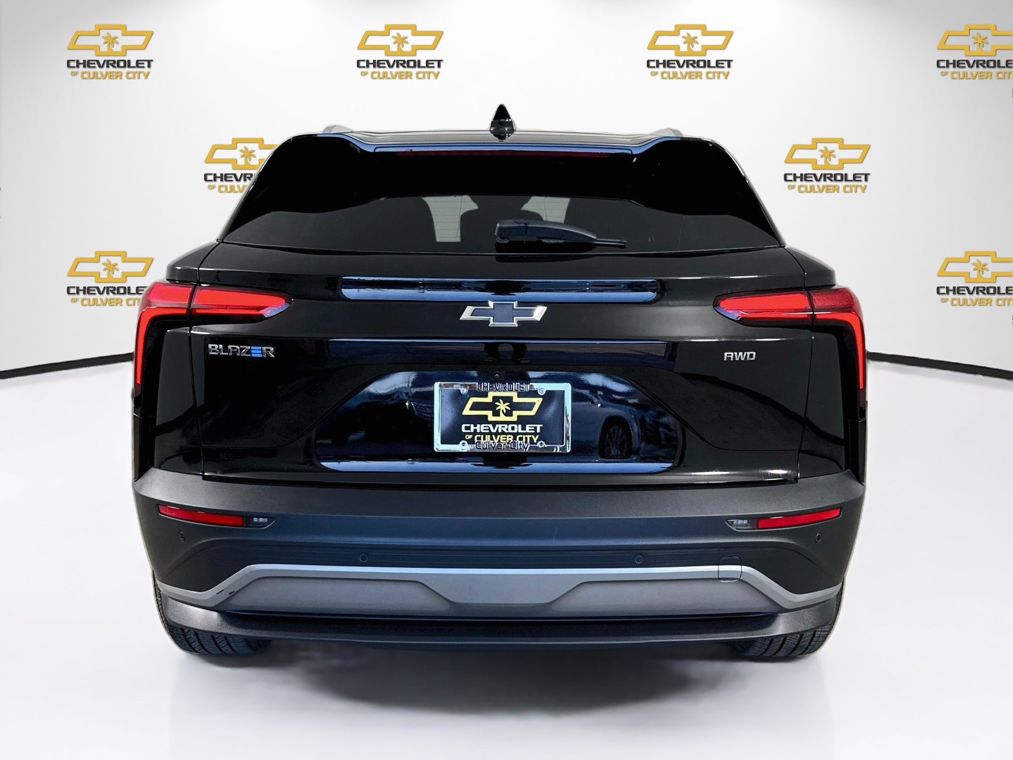 Used 2025 Chevrolet Blazer EV LT AWD/4WD image 7