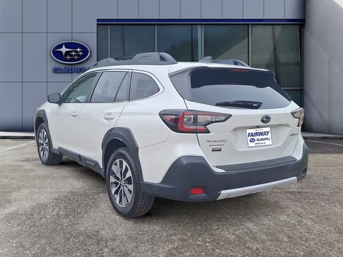 Certified 2023 Subaru Outback Limited AWD/4WD image 4