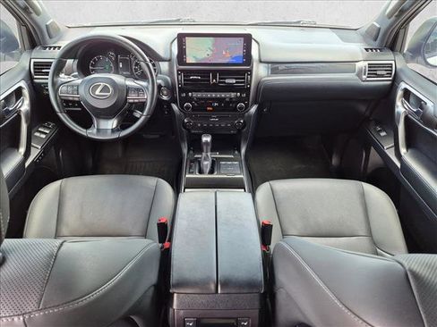 Used 2022 Lexus GX 460 w/ Black Line Special Edition AWD/4WD image 19