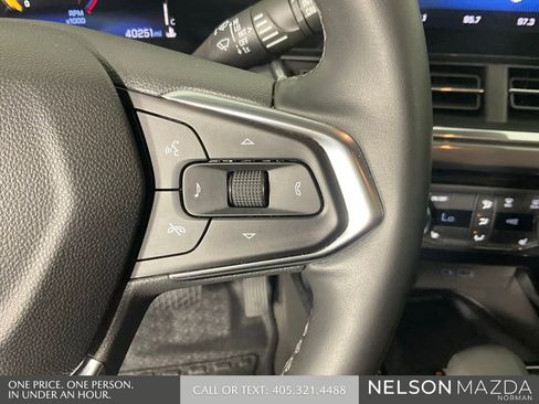 Used 2025 Chevrolet Trax ACTIV w/ Sunroof Package FWD image 45