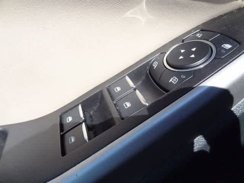 Used 2023 Ford Explorer XLT w/ Equipment Group 202A image 17