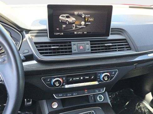Used 2018 Audi SQ5 Premium Plus w/ Navigation Package AWD/4WD image 26