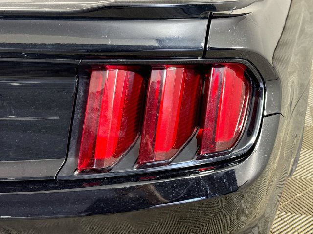 Used 2018 Ford Mustang GT RWD image 31
