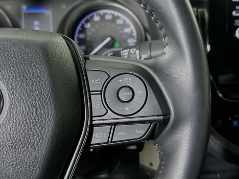 Used 2023 Toyota Camry SE image 17