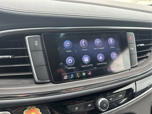 Used 2021 Buick Enclave Preferred FWD image 8