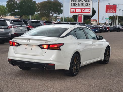 Certified 2025 Nissan Altima 2.5 SR FWD image 5
