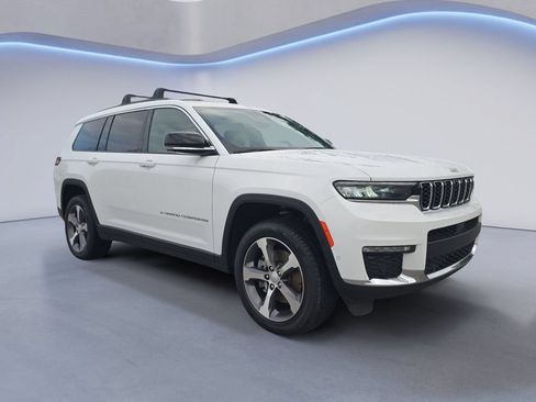 Used 2024 Jeep Grand Cherokee L Limited w/ Luxury Tech Group II AWD/4WD image 8