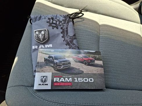 Used 2019 RAM 1500 Big Horn AWD/4WD image 26