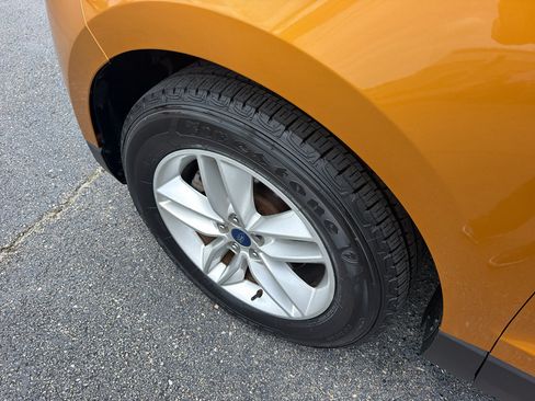 Used 2016 Ford Edge SEL FWD image 7