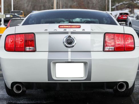Used 2007 Ford Mustang GT RWD image 7