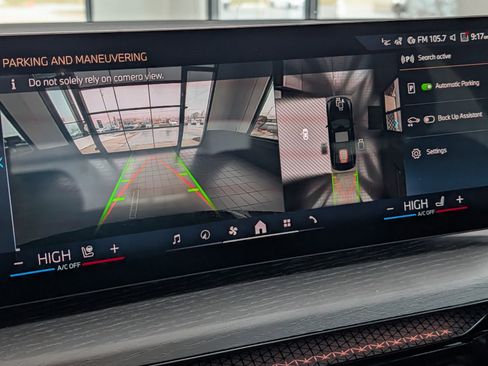 New 2026 BMW 330i xDrive Sedan w/ Premium Package image 21