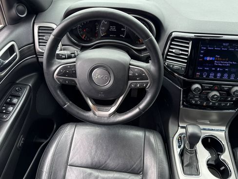 Used 2019 Jeep Grand Cherokee Limited AWD/4WD image 29